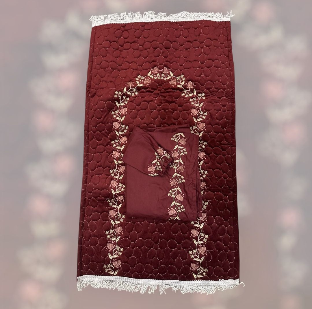 طقم صلاة مكون من شرشف صلاة وسجاد ١ سم